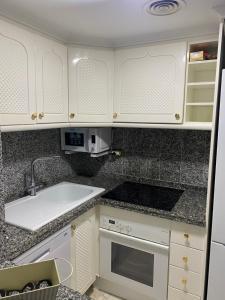Kuchyňa alebo kuchynka v ubytovaní Apartamento La Mezquita