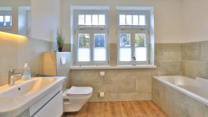 Koupelna v ubytování Mühlenhaus Wassermühle + 7 fotografií