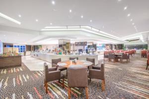 上海松江假日酒店（近庙前街）餐厅或其他用餐的地方