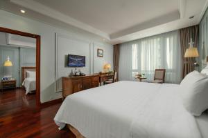Televiisor ja/või meelelahutuskeskus majutusasutuses Hanoi Pearl Hotel