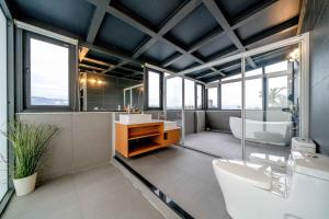 Un lugar para sentarse en Playful Paradise