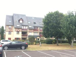 The building in which Az apartmant is located