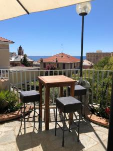 Balkón nebo terasa v ubytování MH HOTEL VARAZZE