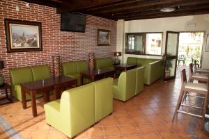 Posedenie v ubytovaní Hotel Tarik