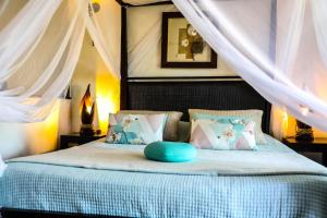 Postel nebo postele na pokoji v ubytování B&B Val D'azur + 37 fotografií