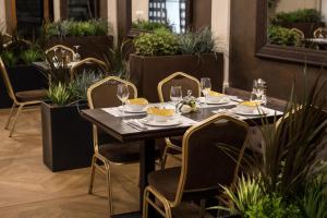 Restaurace v ubytování Hotel Grand Hedonist