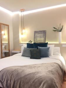 Tempat tidur dalam kamar di Nordico