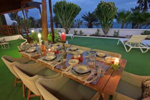 Napoje w obiekcie Villa Vista del Mar - Oceanfront Luxury with Private Pool