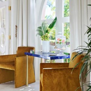The Beverly Hills Hotel - Dorchester Collection的休息区