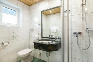 Vannituba majutusasutuses Apartpension Kappacher