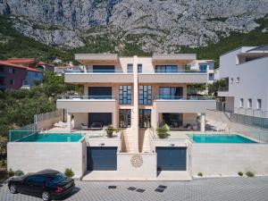 Foto da galeria de Sun Spalato Villas em Makarska