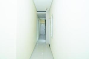 Fotografie z fotogalerie ubytování RedDoorz at Tirta Mansion Paramount Gading v destinaci Jakarta