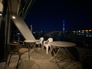 En balkon eller terrasse på TOKYO-W-INN Asakusa