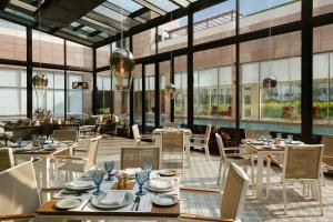 Restaurace v ubytování Radisson Blu Hotel Guwahati