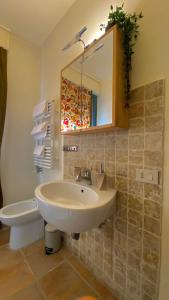 A bathroom at ARTISTICO - Artistic flat in front of GUGGENHEIM COLLECTION