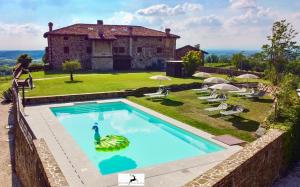Bazén v ubytování Agriturismo Ronchi Di Sant'Egidio nebo v jeho okolí