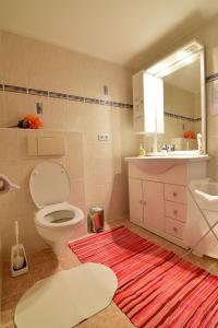 Ένα μπάνιο στο Linz Apartment Comfort-Size