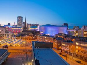 Nespecifikovaný výhled na destinaci Birmingham nebo výhled na město při pohledu z apartmánu