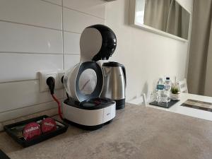 Nhà bếp/bếp nhỏ tại Nidos Palvė Ground Zero +16 ảnh