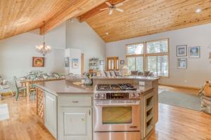 Gallery image of Oregon Loop 36 - Meredith Lodging in Sunriver