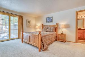 Gallery image of Oregon Loop 36 - Meredith Lodging in Sunriver