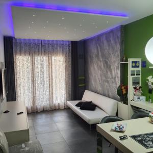 Khu vực ghế ngồi tại Manu's Guest Suite