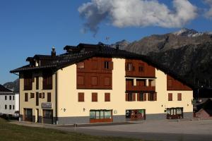 Foto dalla galleria di Residence Redivalle a Passo del Tonale