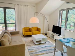 Φωτογραφία από το άλμπουμ του Lavender Bay Apartment C33 σε Donji Morinj