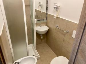 A bathroom at Guest House Minas