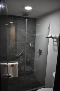 Vannituba majutusasutuses Hotel Frontiere Tijuana
