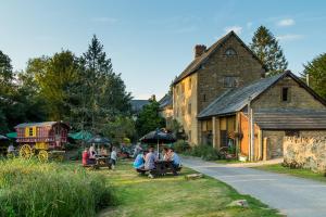 Сад в Haselbury Mill