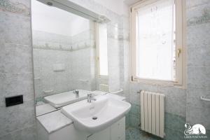 A bathroom at Villa Jole