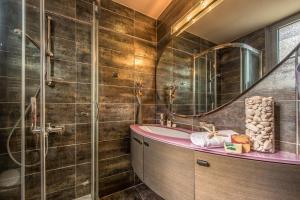 A bathroom at Astarte Villas - Istar Villa with Tennis Court