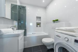 Łazienka w obiekcie Szczesliwice Ochota P&O Serviced Apartments
