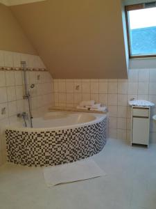 Koupelna v ubytování Penzion Žírovice