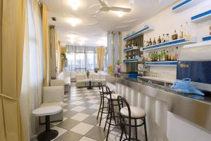 Photo de la galerie de l'établissement Hotel Walter, à Gatteo a Mare 16 autres photos