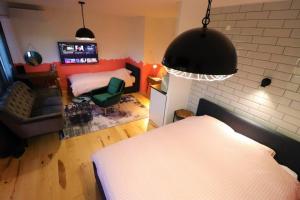 Posteľ alebo postele v izbe v ubytovaní Room Emma,between bus and train station,Netflix,speed Wi-Fi