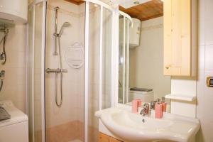 ห้องน้ำของ TRE CIME FOCOBON - Bellavista sulle Dolomiti