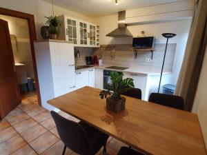 Dapur atau dapur kecil di Relais des Eveux +5 gambar