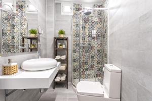 Kúpeľňa v ubytovaní Exclusive Apartments Street Beatas + 14 fotografií