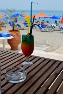 Nápoje v ubytování Melina Beach