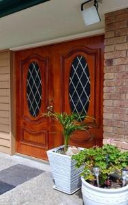 Το κτήριο όπου στεγάζεται  το διαμέρισμα