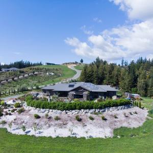 an aerial view of a farm house with a garden at Redwood Valley B & B in Richmond