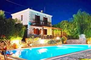 Bazén v ubytovaní Lefkada Villas by Omikron Selections alebo v jeho blízkosti