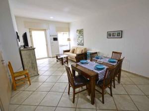 Imagen de la galería de Fuori Rotta Holiday Home, en Maruggio