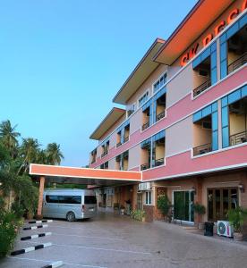 Afbeelding uit fotogalerij van SK Resort Pattaya in Bang Lamung