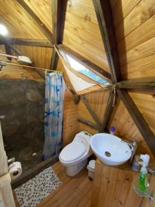 Koupelna v ubytování Glamping/BBQ Susa Cun