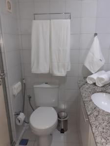 Phòng tắm tại Apartamento 02 Porto Praia do Forte