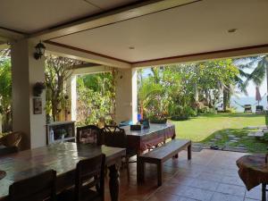 Zahrada ubytování Baan SanSuk Pranburi - Beach Front & Pool Villa