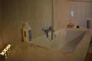 Bagno di Gîte du cheval blanc